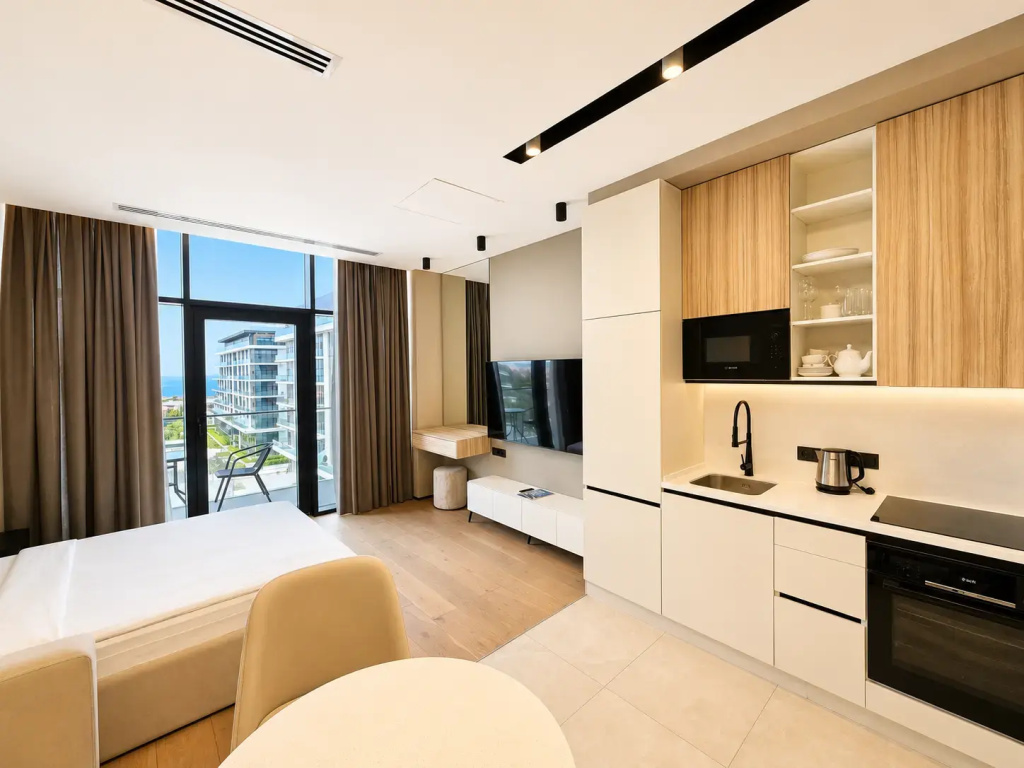 Апартаменты Lighthouse Studio with Pool & Sea View