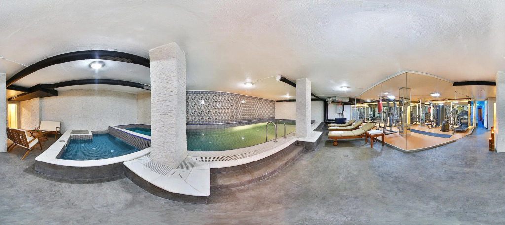 White Monarch Hotel