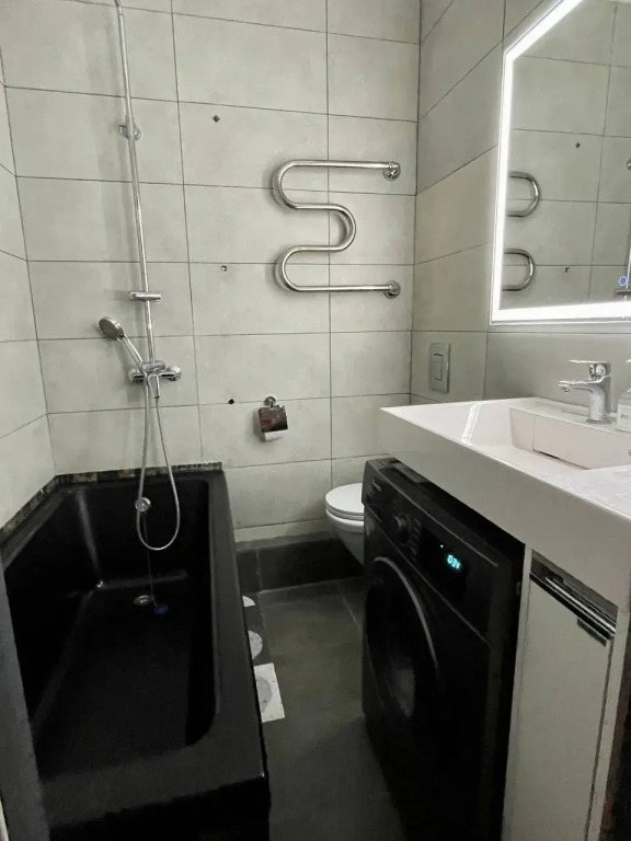 Na Enshteyna 2 Flat