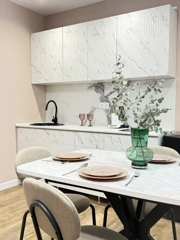 Квартира Евро 2К BeGuest с балконом на Отрадной 1 для 4 гостей