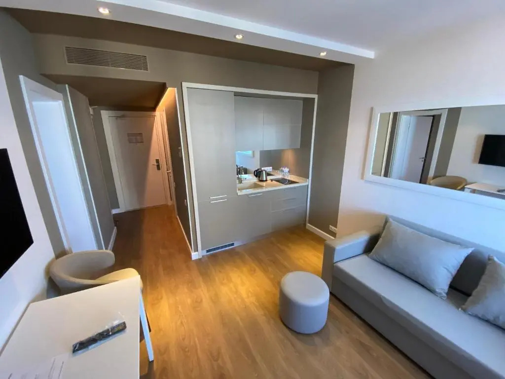 Grand Kral As Suit Hotel