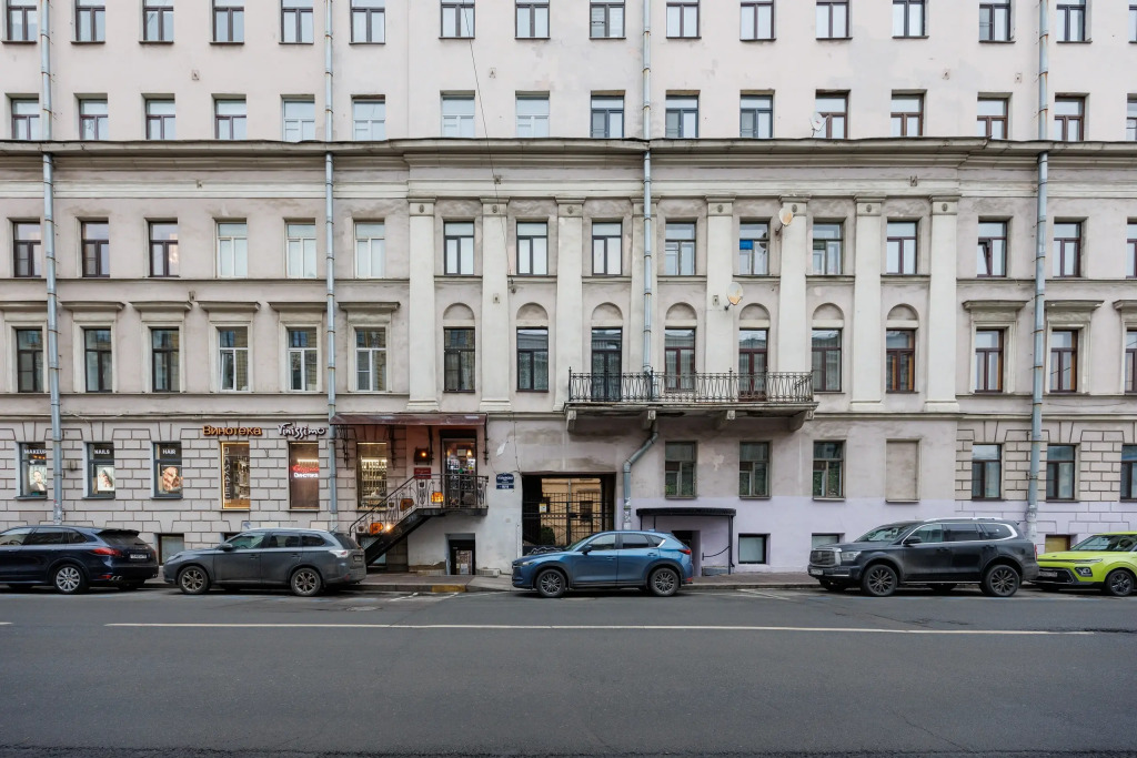 Апартаменты у музея Фаберже 8 гостей