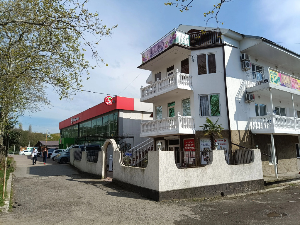 Monika Guest House