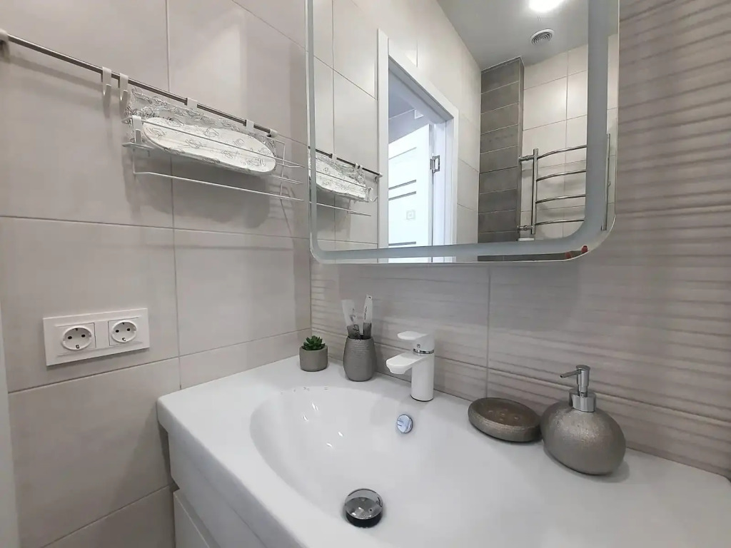 Квартира 1-к., 27 м², 9/16 этаж