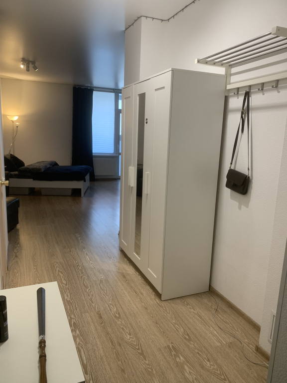 Квартира Огромная студия 40 кв м с лоджией