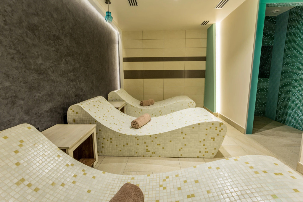Отель Splendid Conference and Spa Hotel