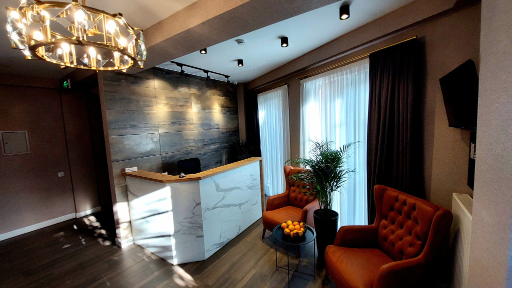 Falcon Boutique Hotel