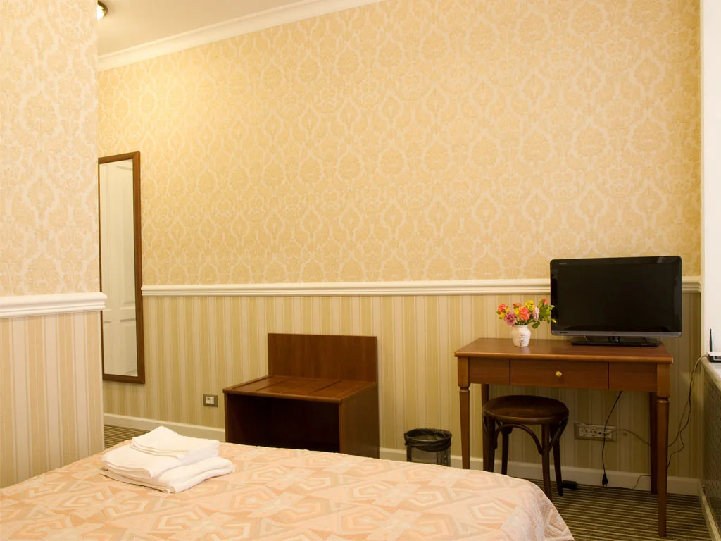 Consul Hotel Консул