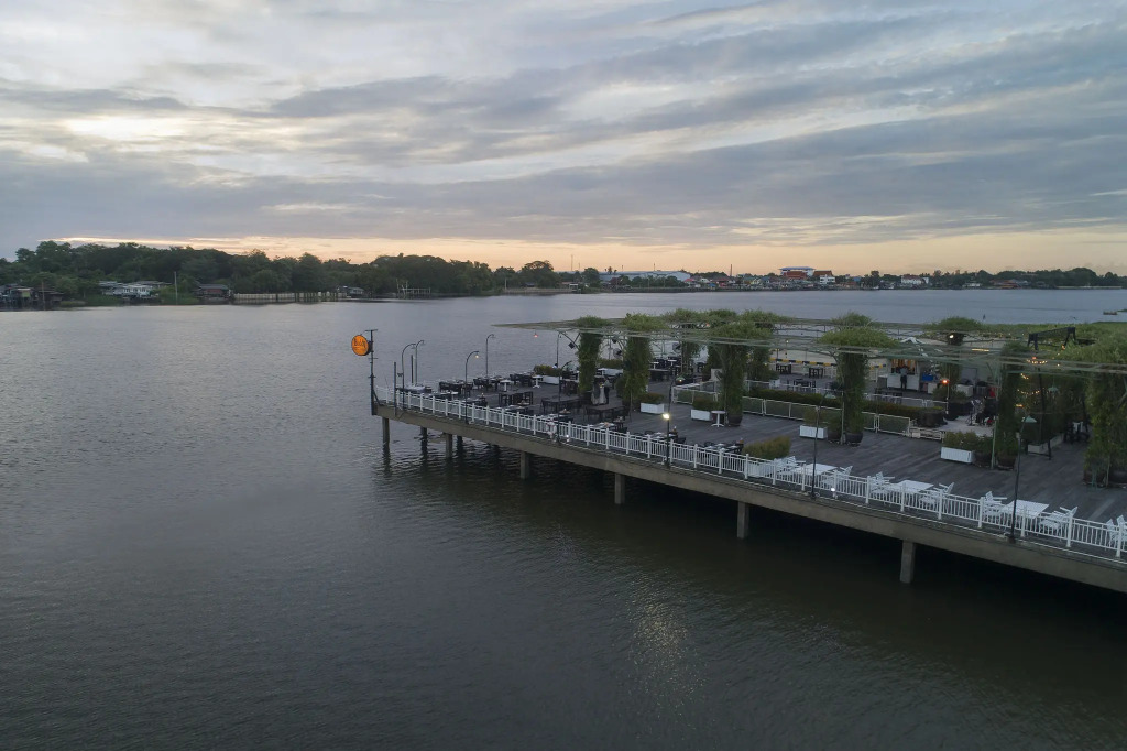 Отель Kalanan Riverside Resort