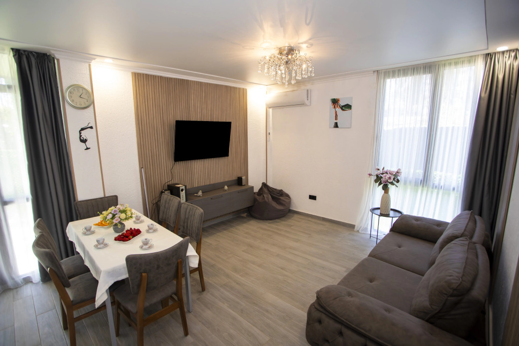 Частный дом Magnetoria 3 BR W Private Yard and BBQ