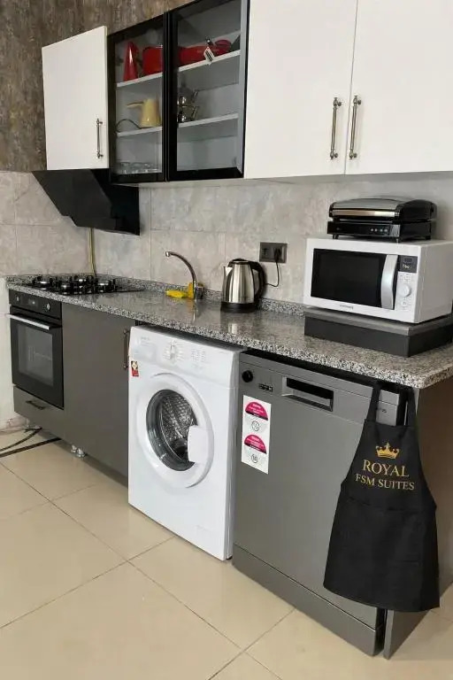 Апарт-отель Royal Fsm Suites