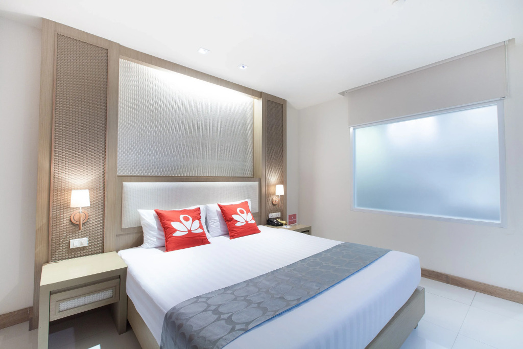 Отель ZEN Premium Marlin Plaza Patong