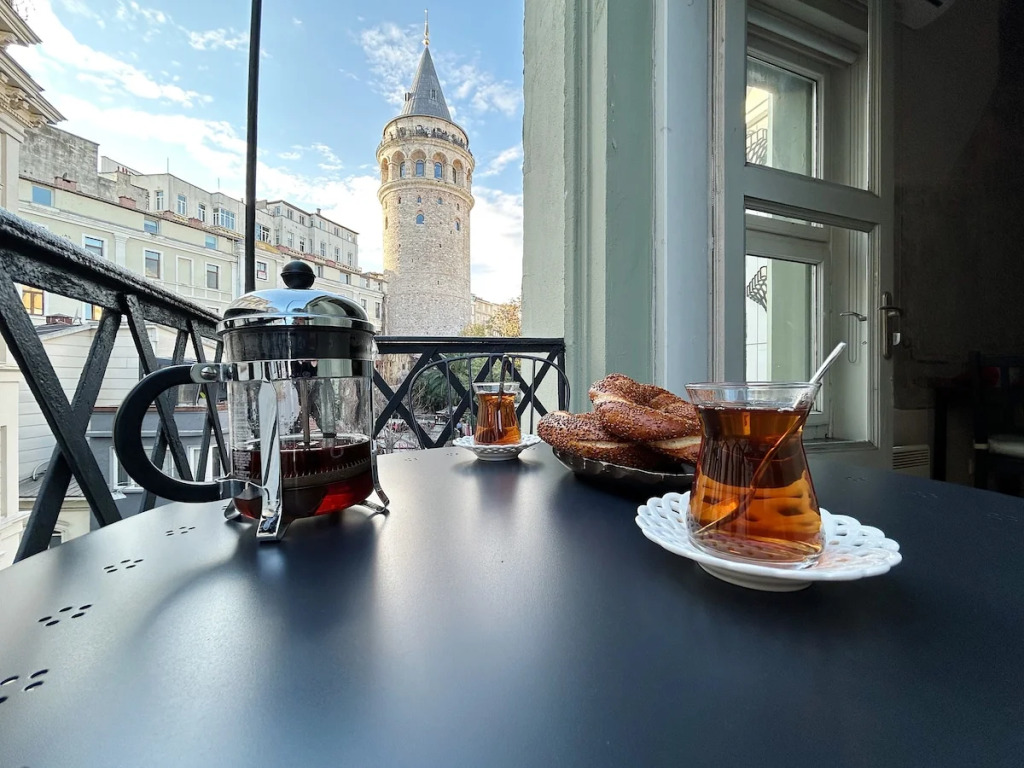 Апартаменты Right Hand to Galata Tower, Left Hand to Bosphorus
