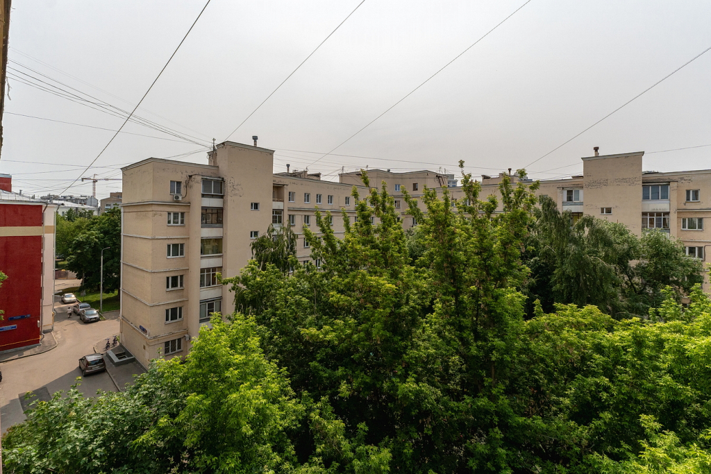 Квартира 1-комнатная в доме памятнике архитектуры рядом с Плехановским институтом