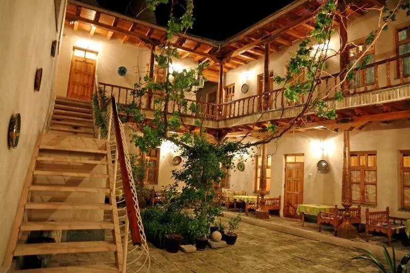 Salom Inn