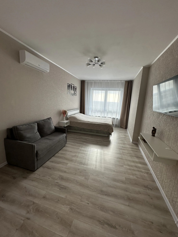 Квартира однокомнатная на 22 этаже Arena Home