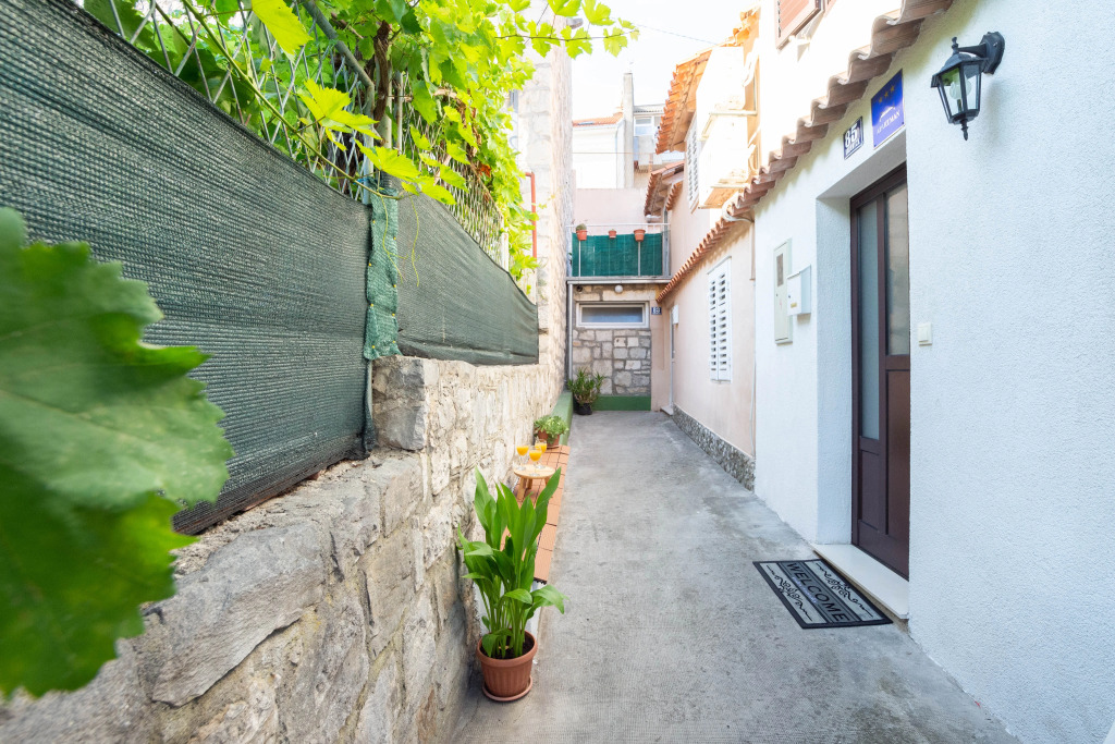 Apartment Kokolo with sea view