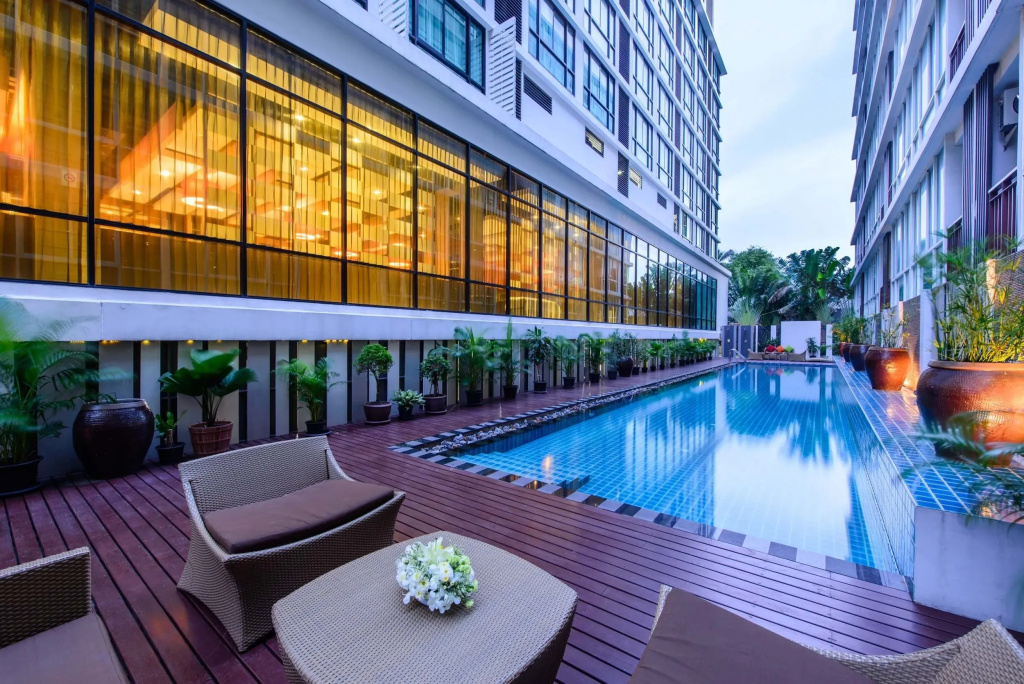Отель Mida Hotel Ngamwongwan