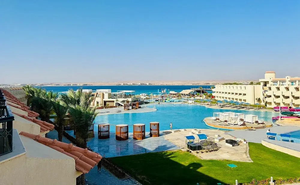Отель The V Luxury Sahl Hasheesh