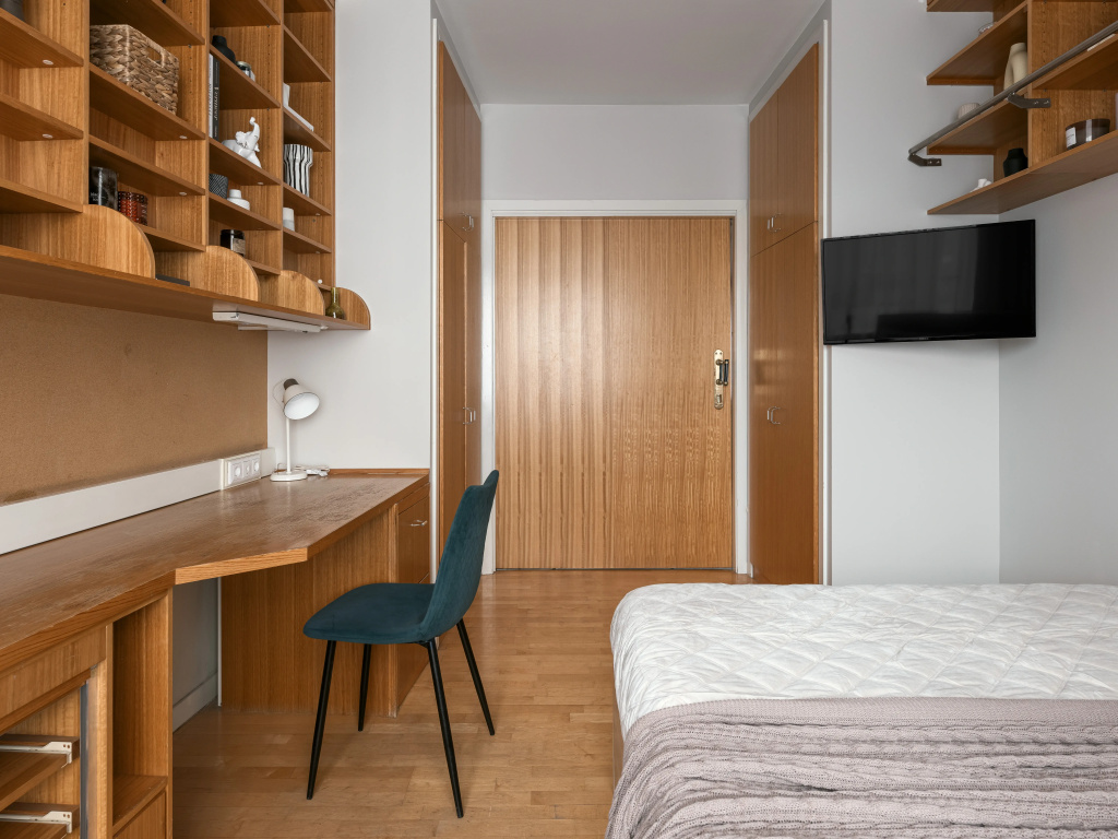 Квартира GM Apartments Стильная Трехкомнатная с балконом и видом на Патриаршие