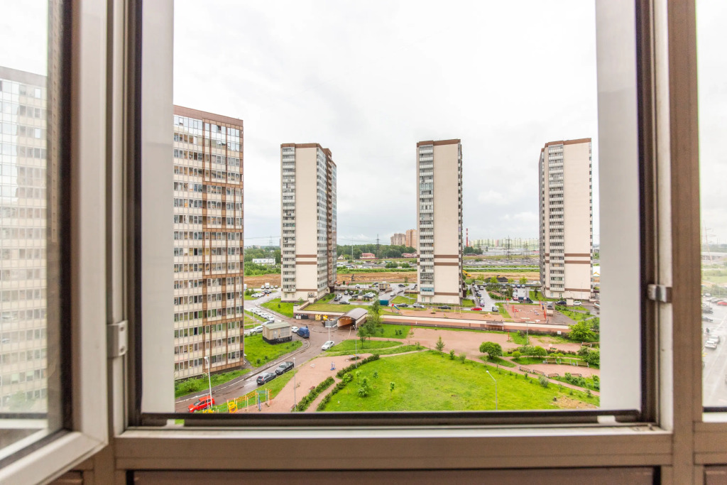 Квартира Spacious studio near the metro