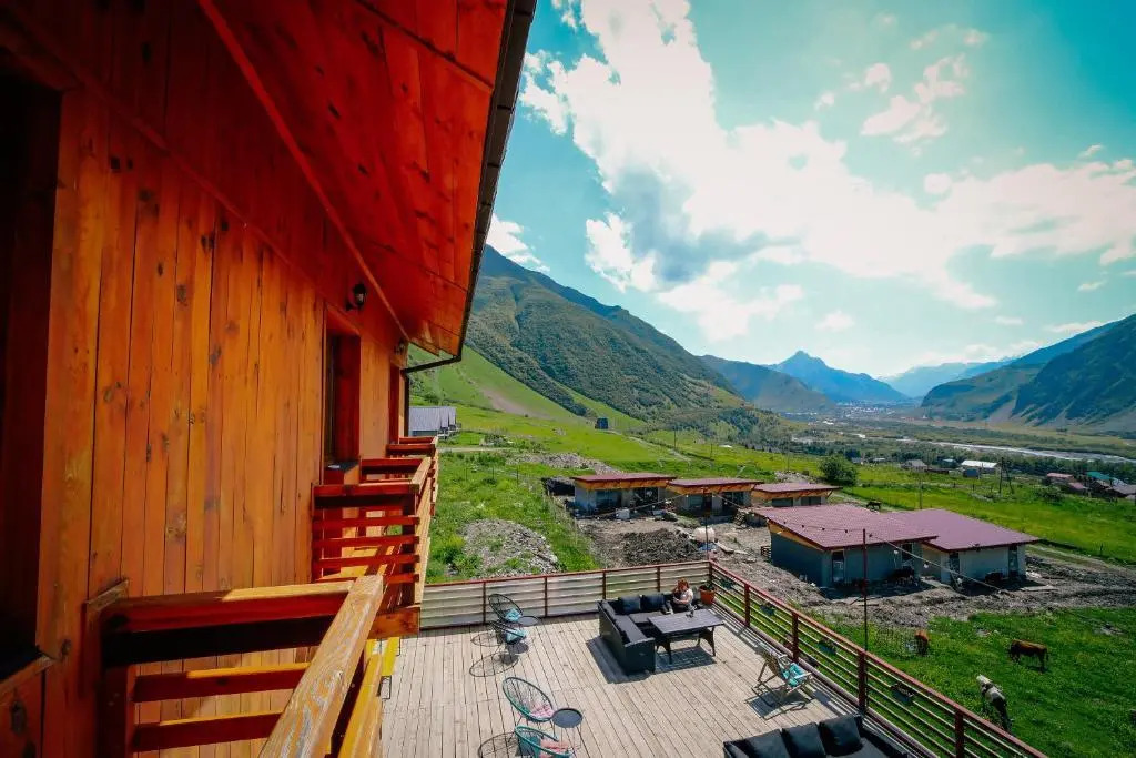 Alpenhaus Hotel Kazbegi