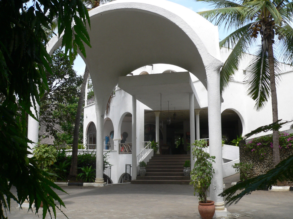 Plaza Beach Hotel