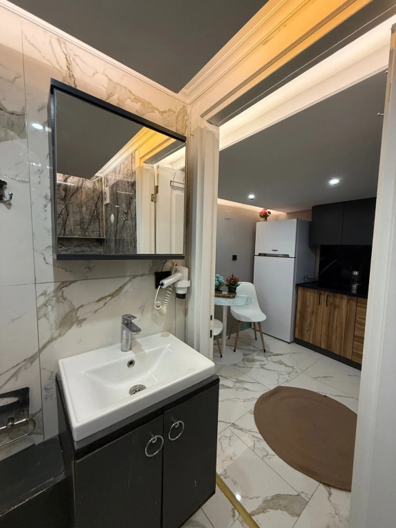 Апартаменты Cozy duplex with a private terrace near the metro