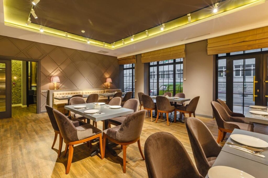 Aksent Hotel