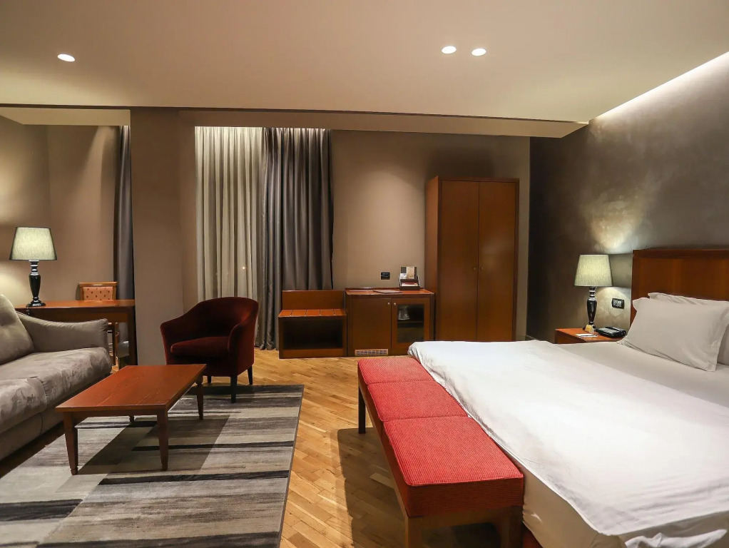 Mondial Hotel