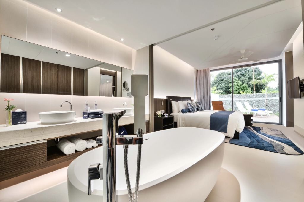 Отель Dream Phuket Hotel and Spa