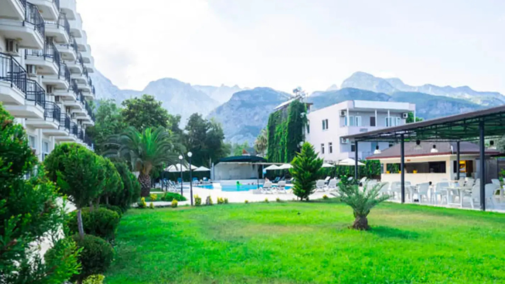 Tal Beach Hotel