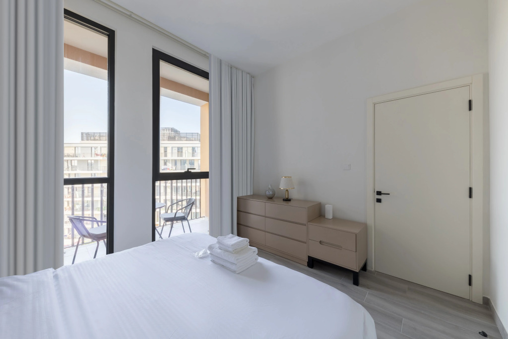 Апартаменты Welcome Home in Midtown Noor 4 Tower