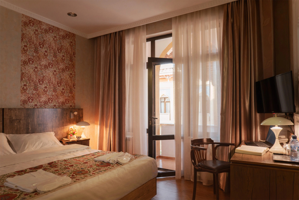 Omar Khayyam Hotel
