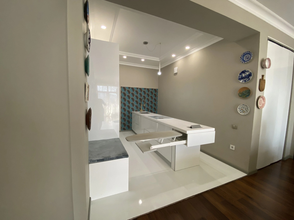 Caspian Apartments on Pearl