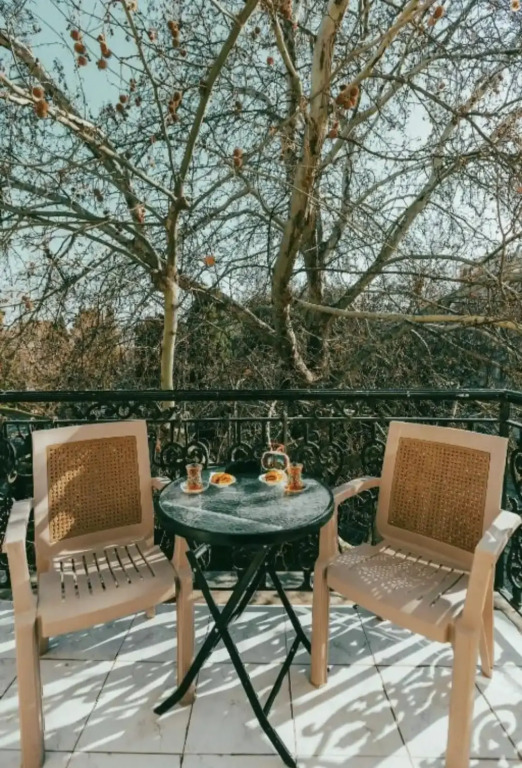 Отель NH Old City Hotel