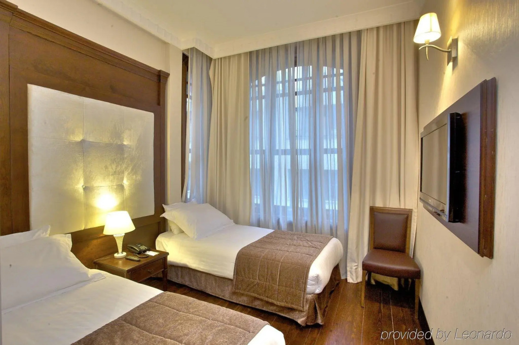 Atik Palas Hotel