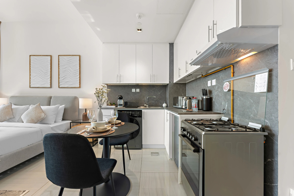 Апартаменты Stayis- Brand New Stylish Suite Studio apartment Dubai