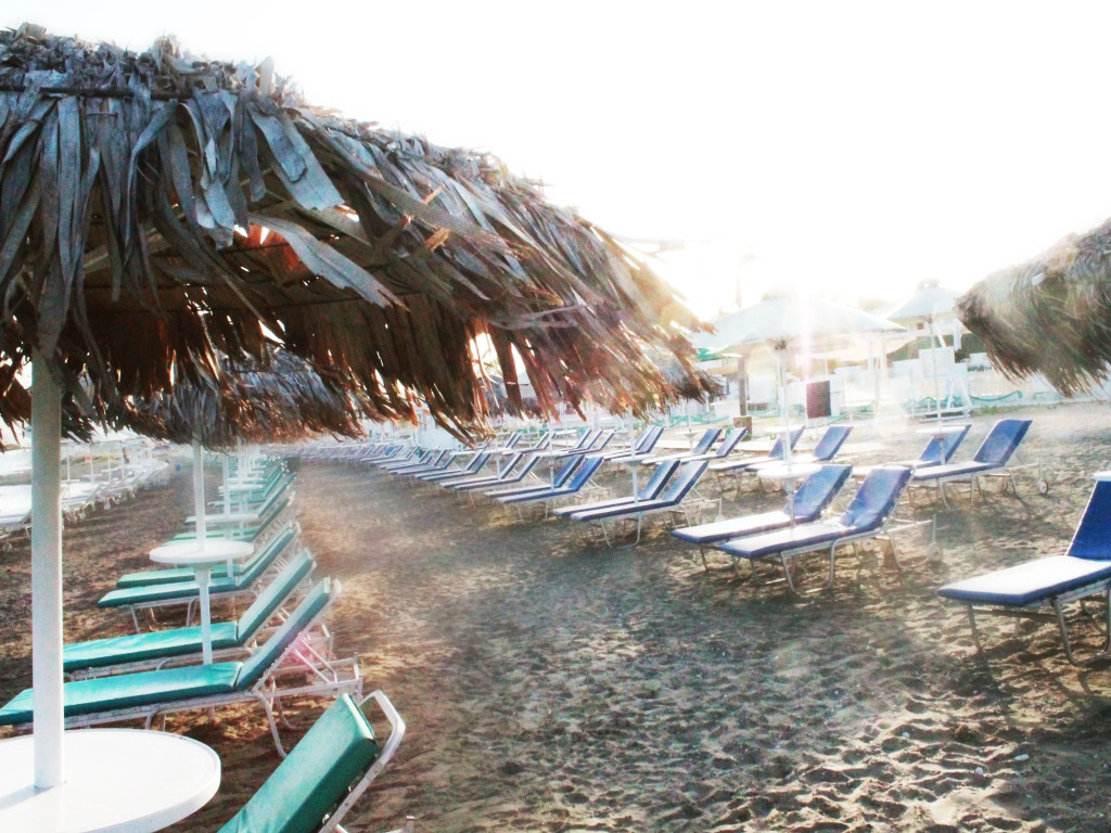 Апартаменты BeachFront Holiday