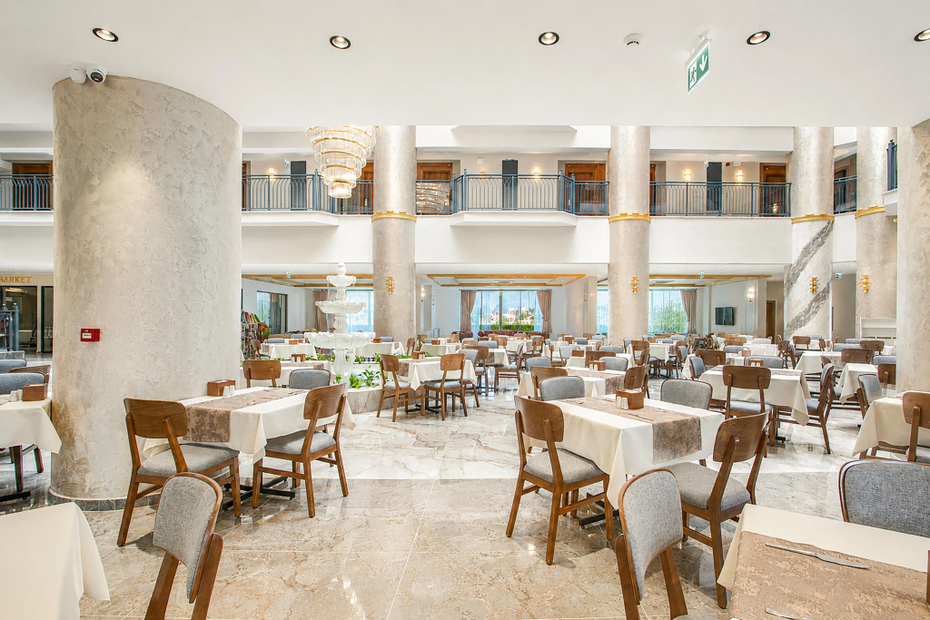 World Star Beach Resort & Spa