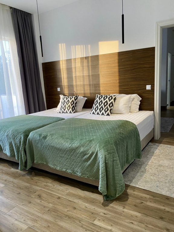 Higos Hotel