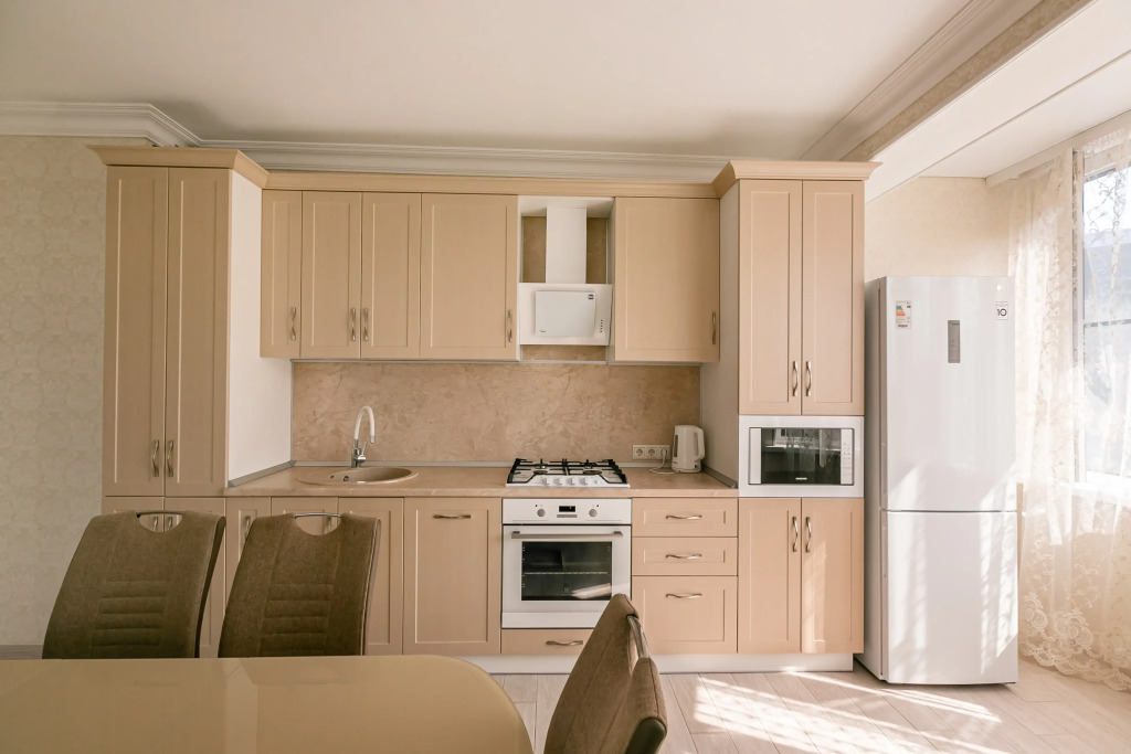 Elitnye Apartamenty Iriny Savelyevoy - Park - "krasnoye Solnyshko" - Parkovka