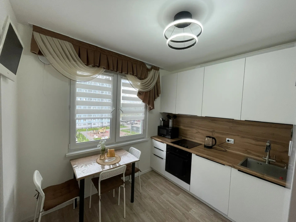 Квартира со Стилем и Частичным Видом на Лес