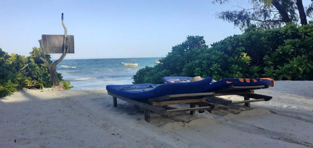 Вилла Family Beach Bungalows