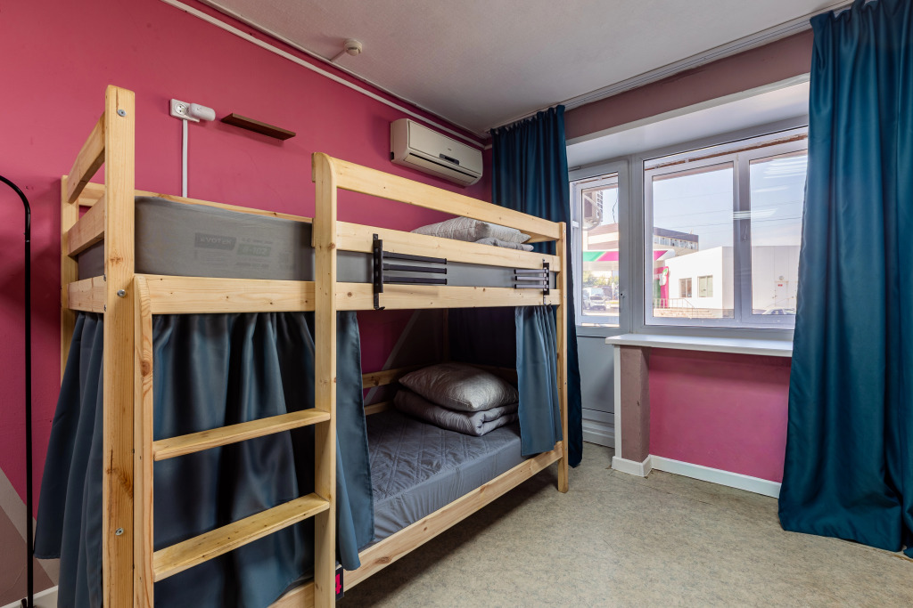 E Hostel