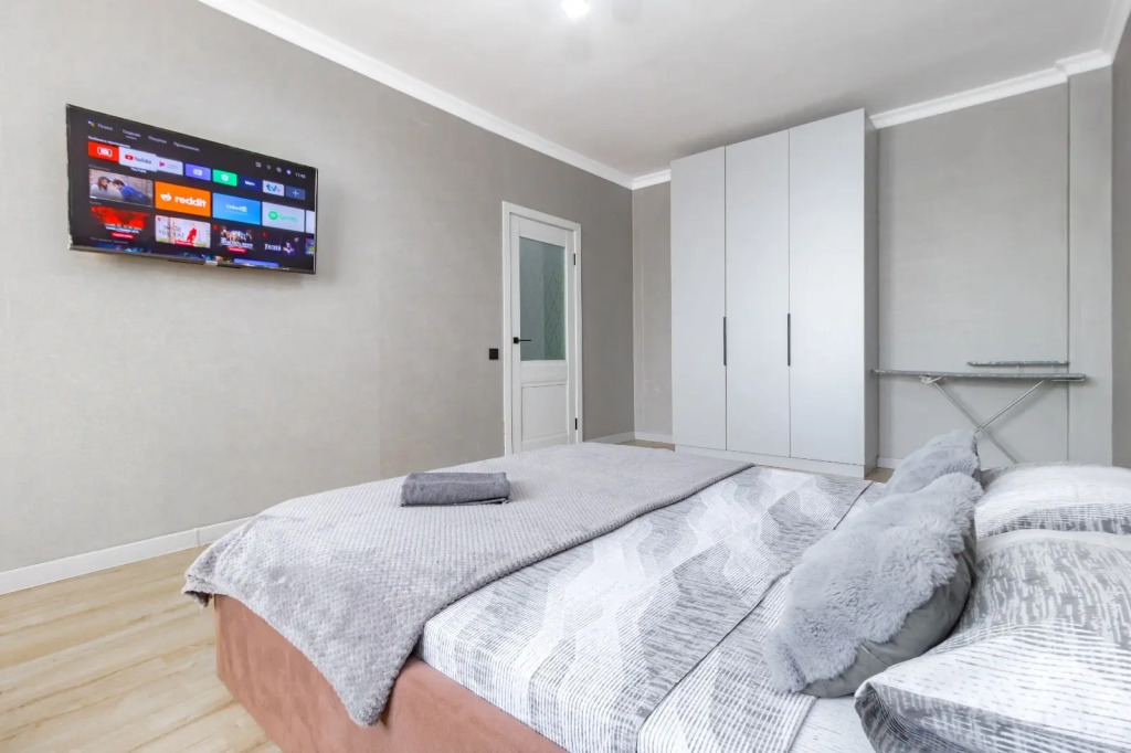 Seraya Krasotka Flat