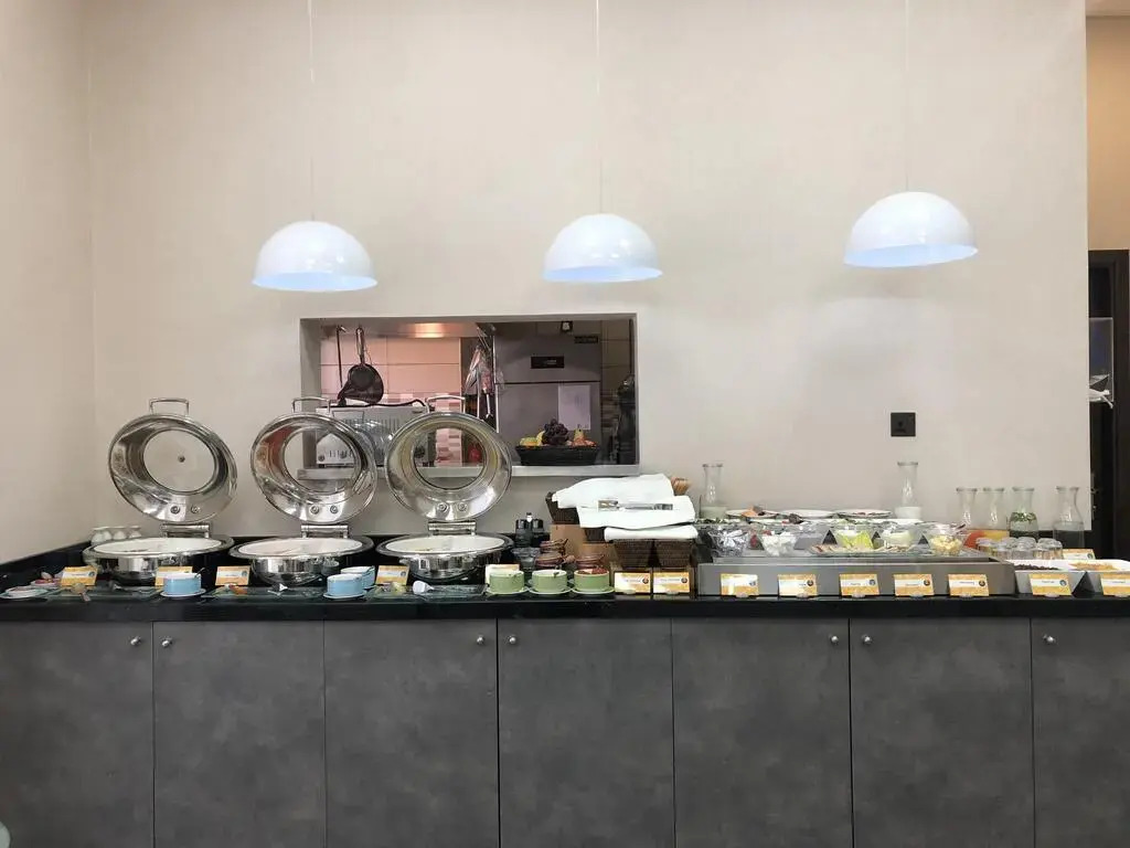 TIME Express Hotel Al Khan