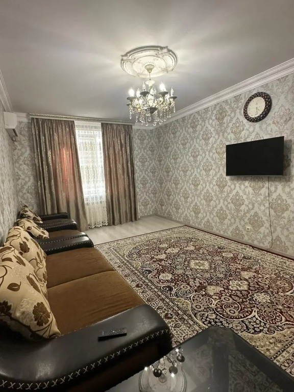 Апартаменты  в новом частном трехэтажном доме 7