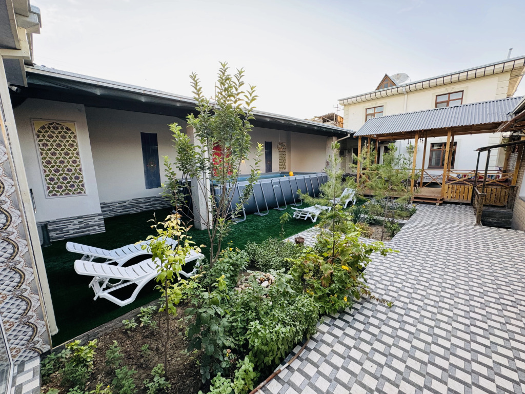 Nemo Guest House