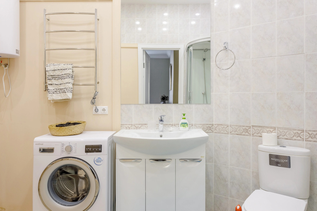 Luchshaya Kvartira with 3 bedrooms near Kremlin